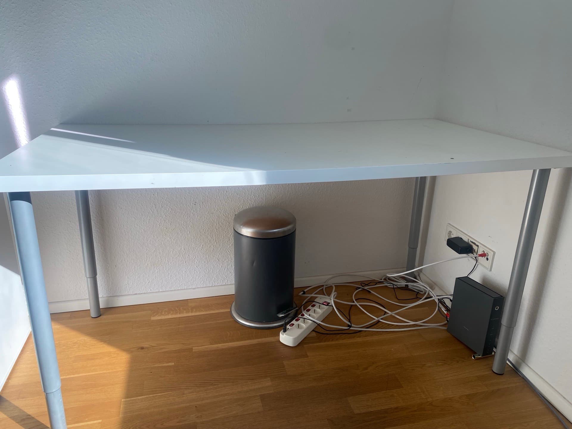 이케아 책상+의자드림